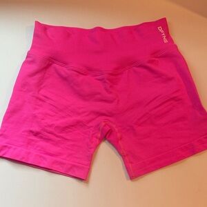ONINE Women's Vibrant Pink Bike Shorts